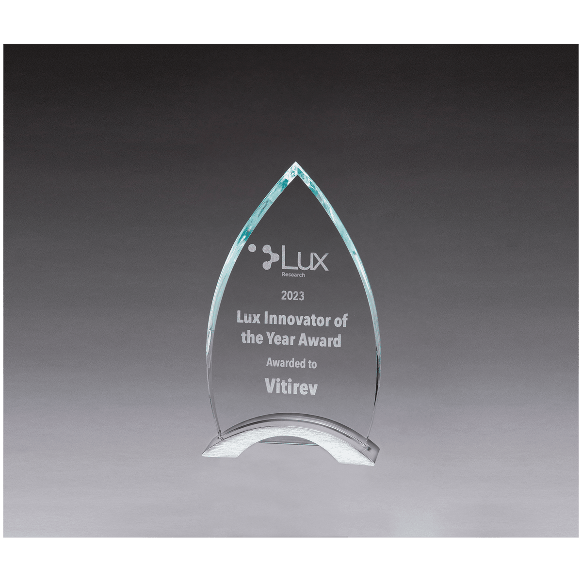 4 1/2" x 7 1/2" x 3/8" Thick Flame Series Clear Glass Top with Brushed Silver Aluminum Base
