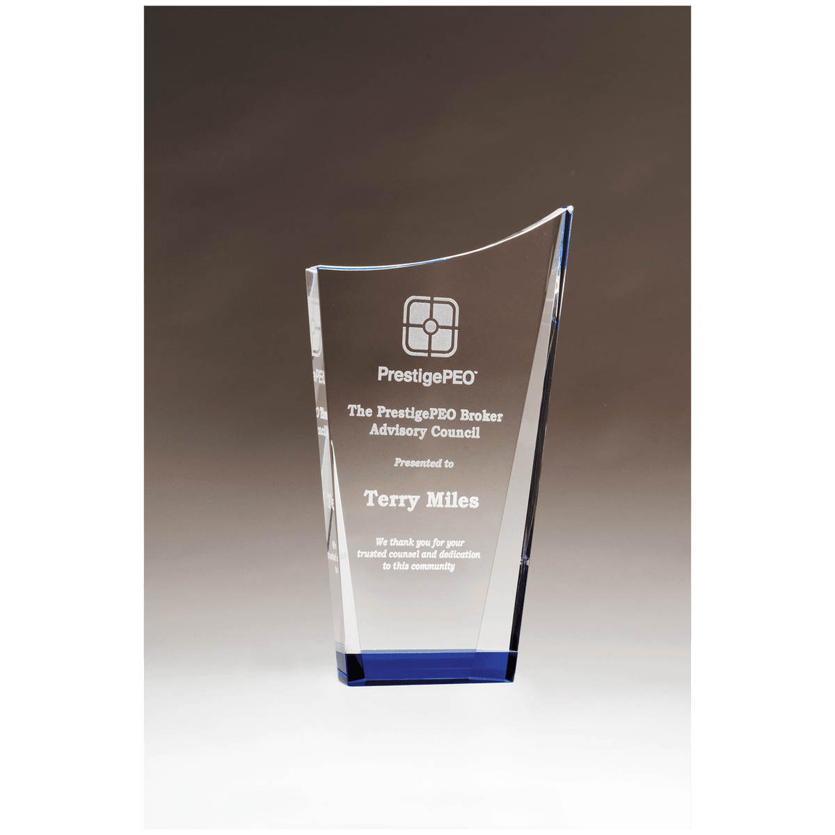 5 5/8" x 9 5/8" Contemporary Series Crystal with Blue Bottom